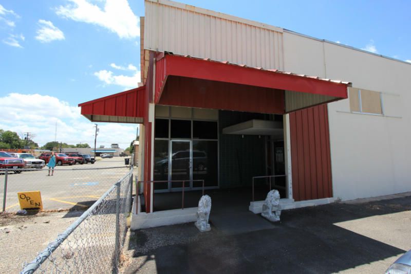 Beeville +/- 17,943 Square Foot Building: 200 N Saint Marys St, Beeville, TX 78102
